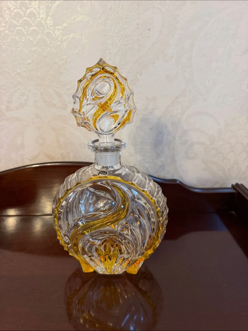 Decorative cut to clear  Glass Decanter bottle